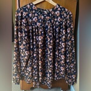 Loft floral and flowy blouse